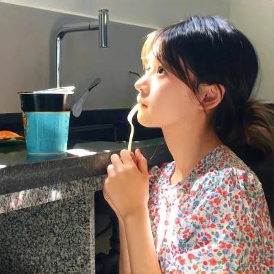 濶少艳福