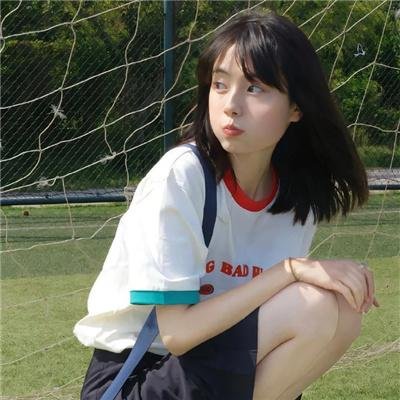 玛丽莲有深黑之眸
